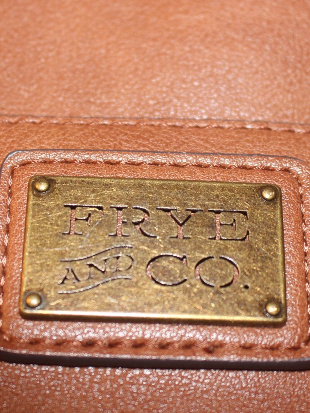FRYE AND CO. Leather Shoulder Bag in Cognac Brown - Picture 6 of 6